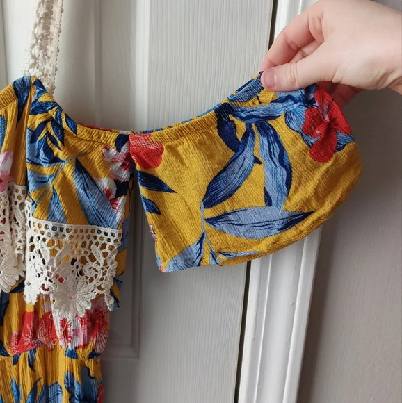 No Boundaries - Tropical Print Yellow Off-The-Shoulder Maxi Dress w/ Slit - Picture 9 of 12